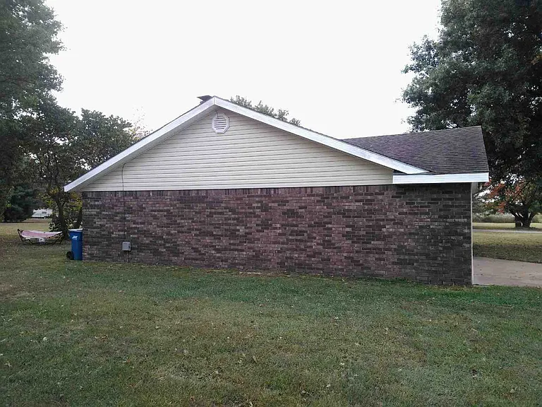 1101 Watertower Rd — Photo 19