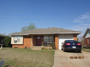 2113 Henderson Dr #1, Edmond, OK 73013