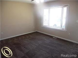 2nd image of 9477 Essex St