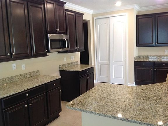 4th image of 259 Grant Logan Dr