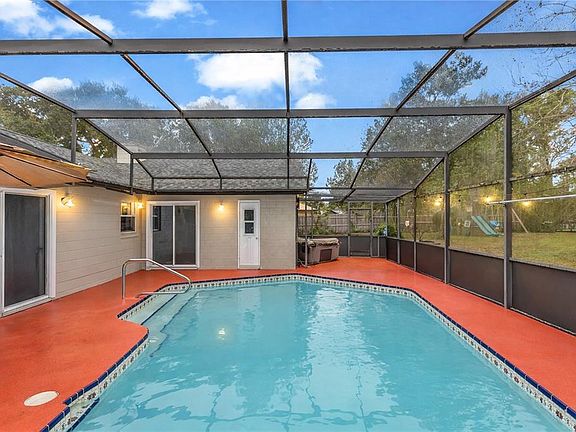 4th image of 3137 Loblolly St