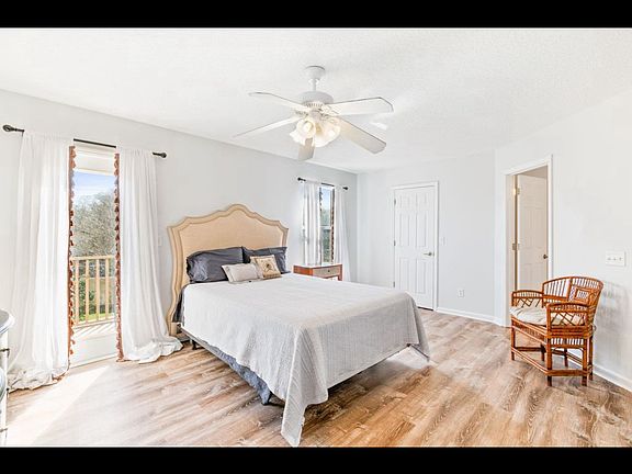 5th image of 612 Cedar Bough Ct