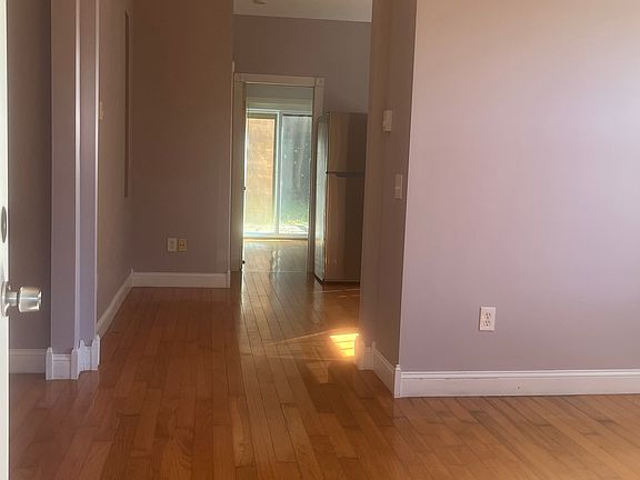 5th image of 156 Hill St #1
