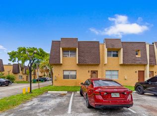 5655 Blueberry Ct #1, Fort Lauderdale, FL 33313