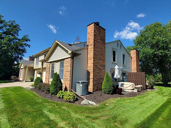 2nd image of 5136 Pinebrook Dr