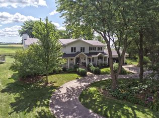 10N215 Kendall Rd, Elgin, IL 60124