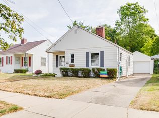 2515 Marion Ave, Lansing, MI 48910