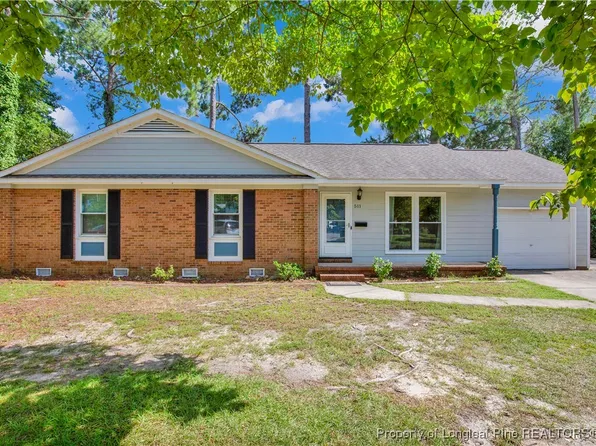 511 Shoreline Dr, Fayetteville, NC 28311