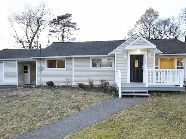 937 Algonquin Road, Niskayuna, NY 12309