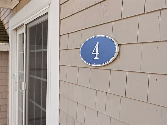 5th image of 4 Hyannis Point Rd #4