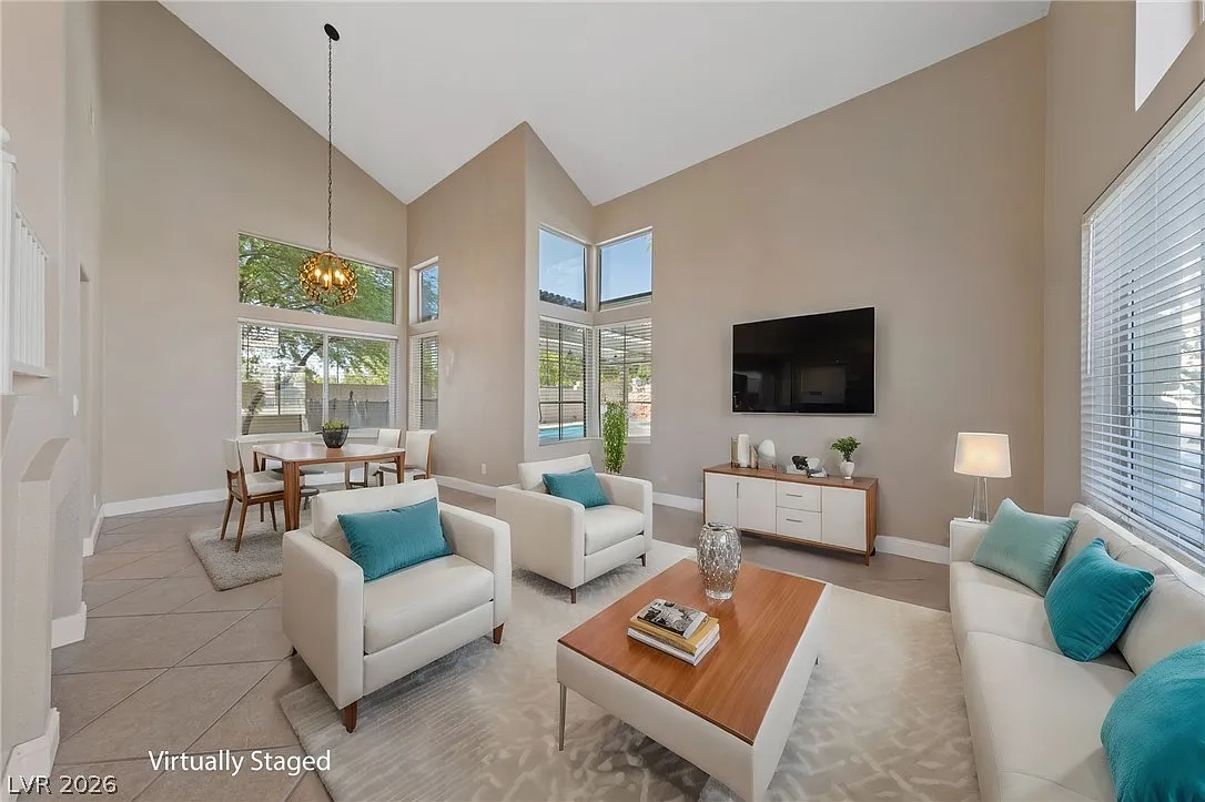 4 bed, 2.5 bath, 1793 sqft, $2,995 — Photo 4
