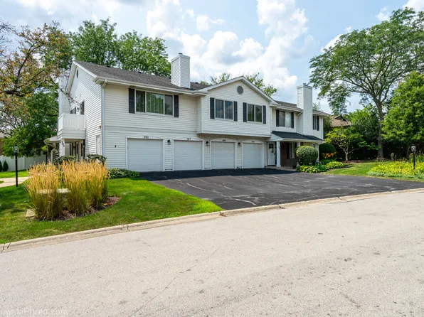 585 Willowcreek Ct, Clarendon Hills, IL 60514