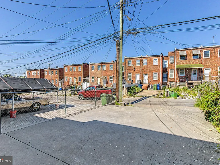 416 Hornel St #2 — Photo 23