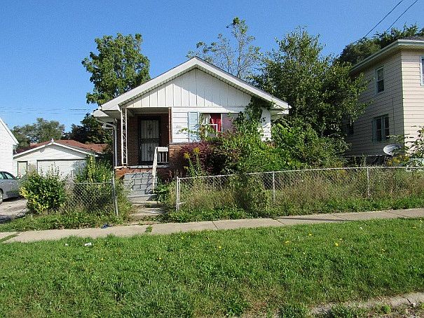 2nd image of 602 Josephine St