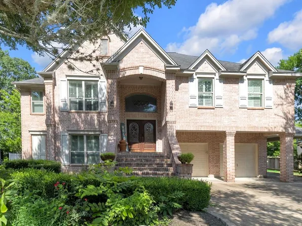 1914 Kingsmill Ln, Richmond, TX 77406