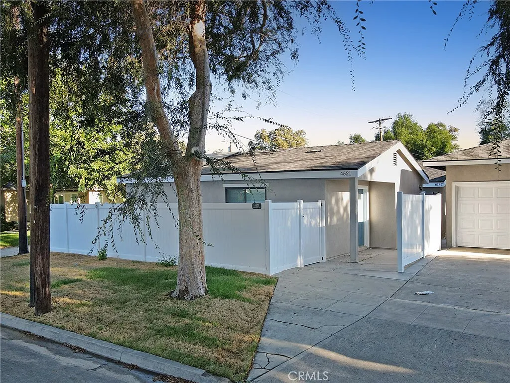 2 bed, 1000 sqft, $2,800 — Photo 1