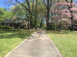 213 Old Piedmont Hwy, Greenville, SC 29605
