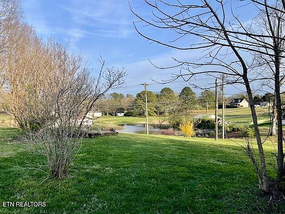 5th image of 2108 Grey Ridge Rd