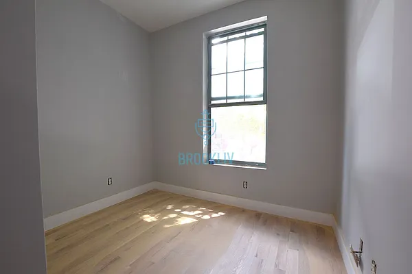 Rented by null | media 57