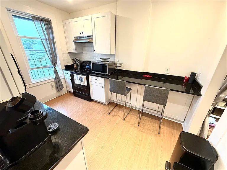439 Cambridge St #3 — Photo 5