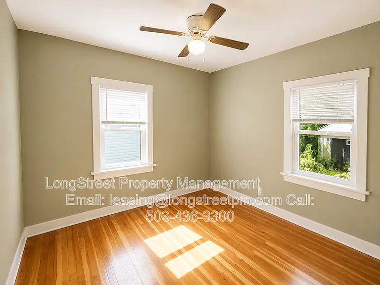 7935 SE Bybee Blvd — Photo 6