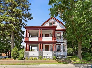948 Van Houten Ave, Clifton, NJ 07013