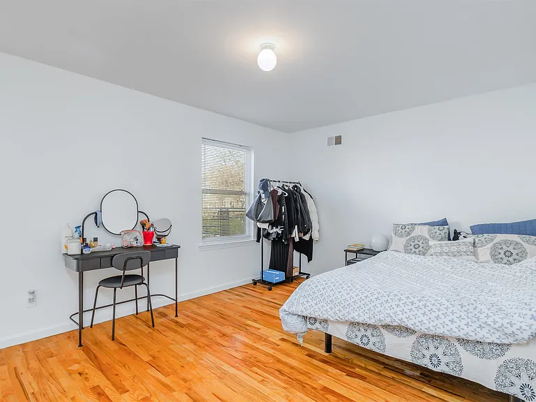 225 Belvedere Dr #1 — Photo 11