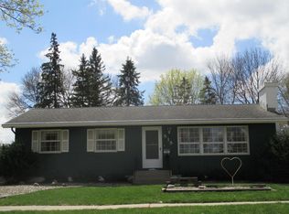 818 13 1/2 St SE, Rochester, MN 55904