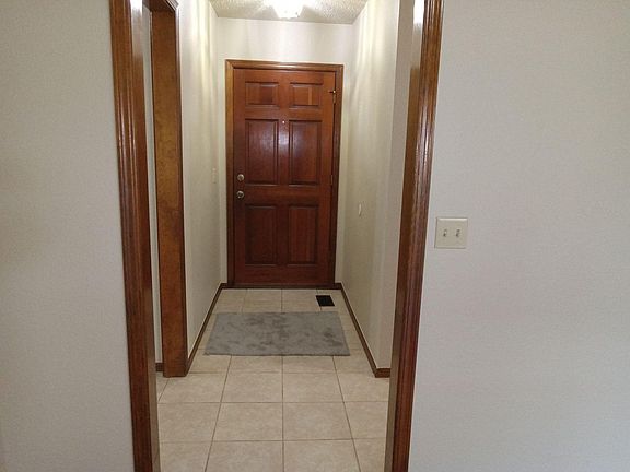 3rd image of 13100 S Robinson Ave