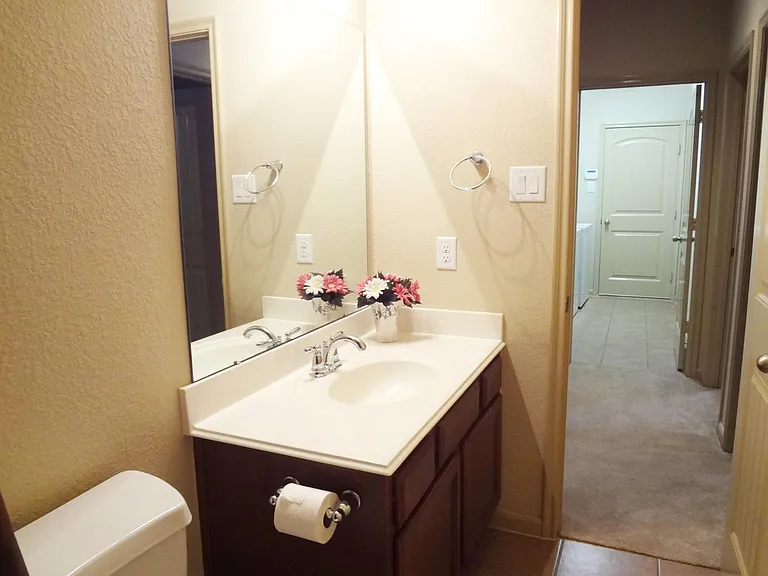 24510 Avellino Ct — Photo 23