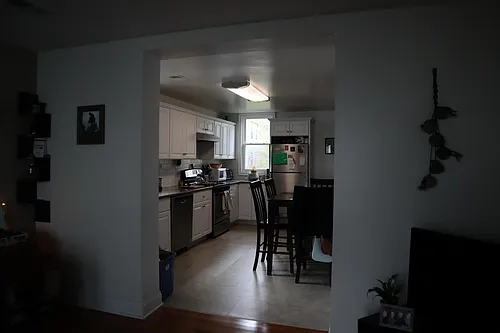 28 Tremont Ave #UPPER Photo 1