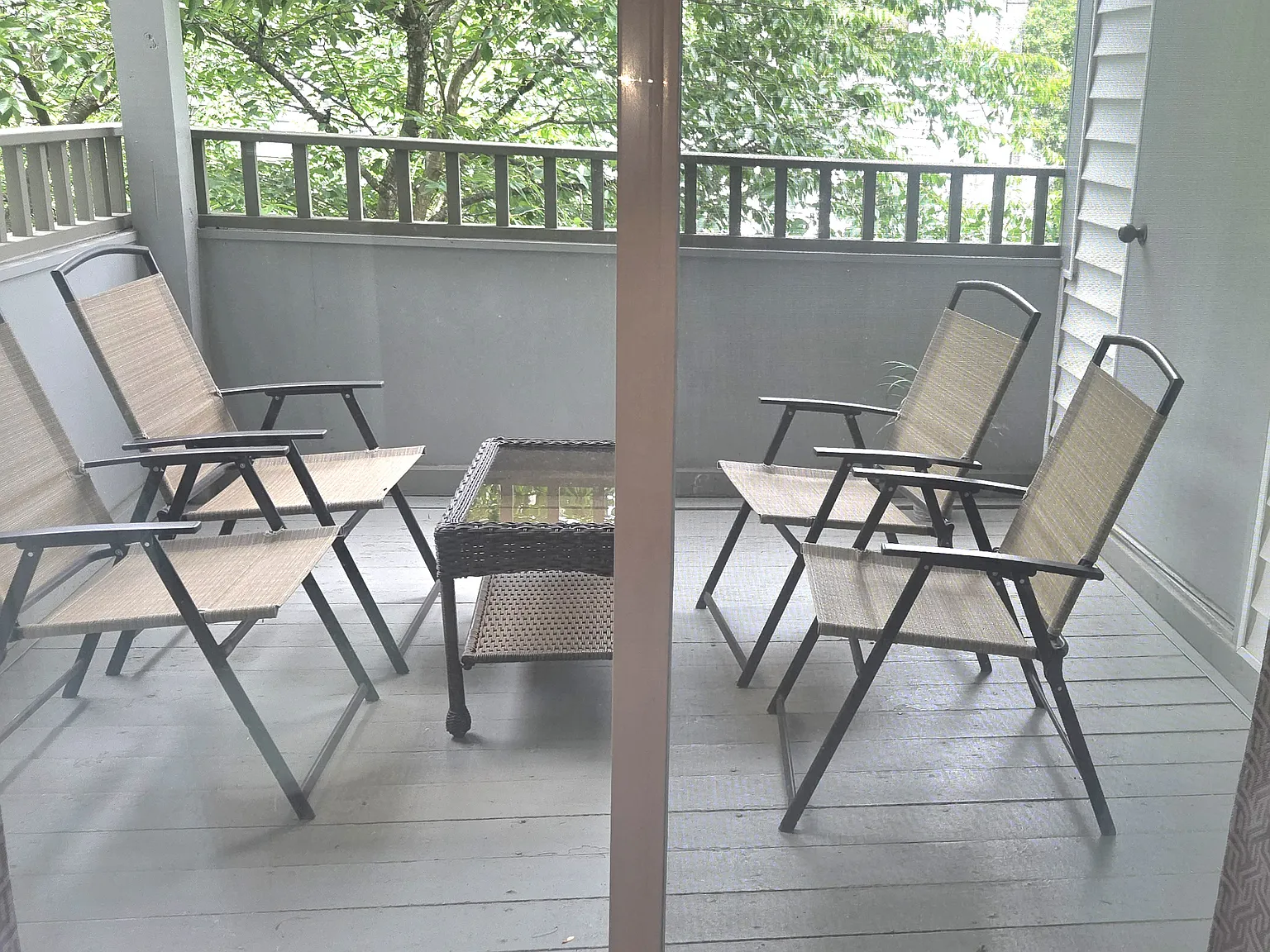 2 bed, 940 sqft, $2,350 — Photo 2