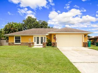 140 Coral Vine Dr, Naples, FL 34110