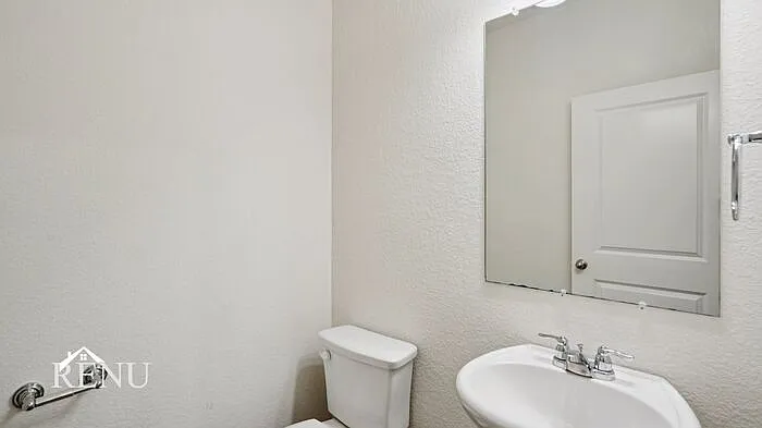 545 London Dr #545LD — Photo 13