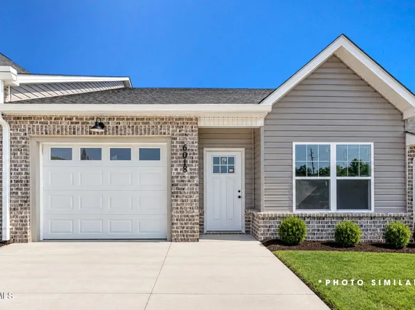 6018 Ashlynn Oaks Private Dr, Blountville, TN 37617