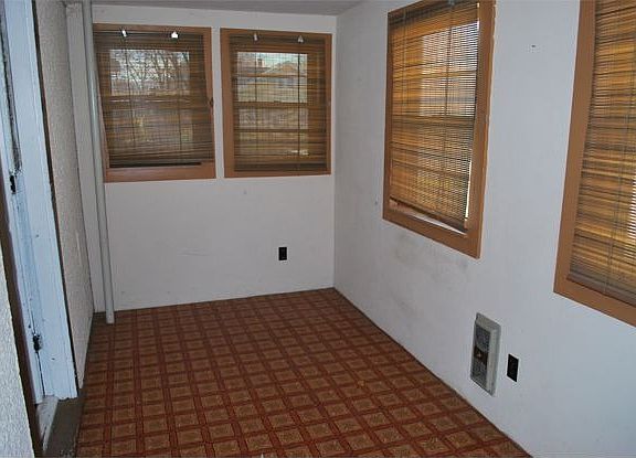 5th image of 725 E 3rd St