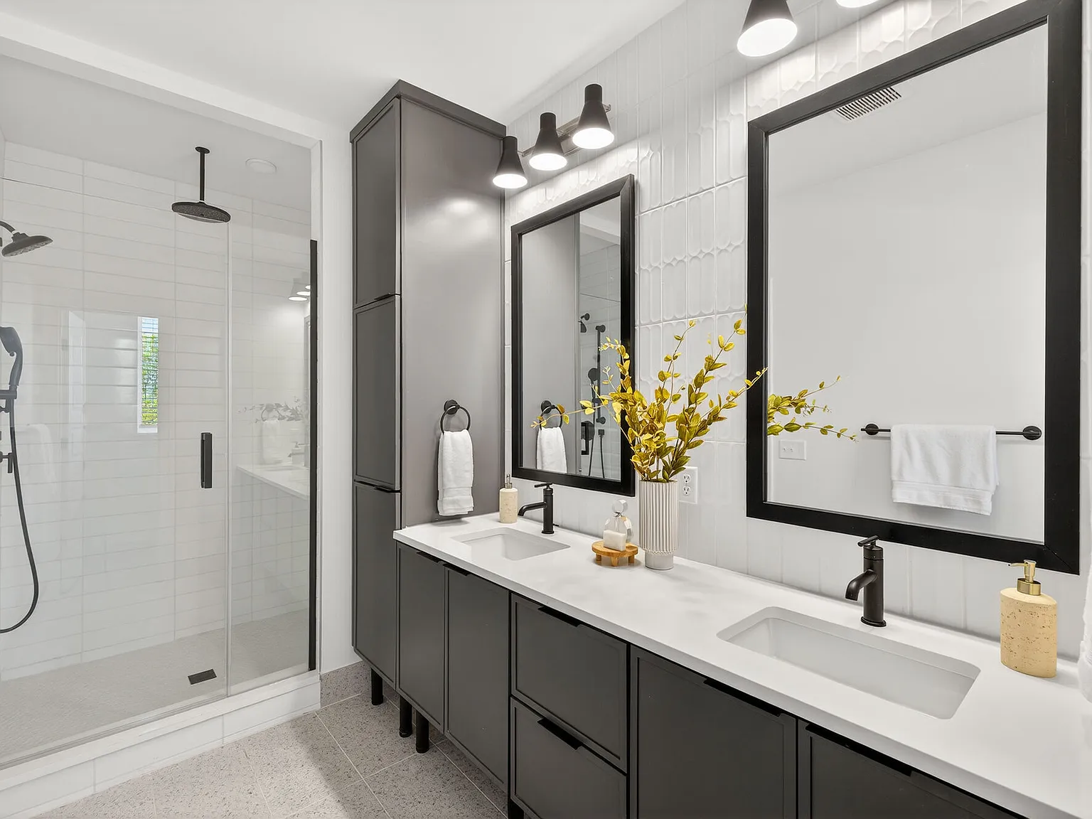 Ballantyne Townhomes at Elm — Photo 4