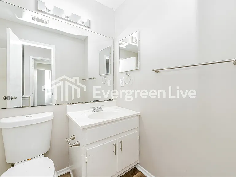 1312 Mill Lake Cir — Photo 13