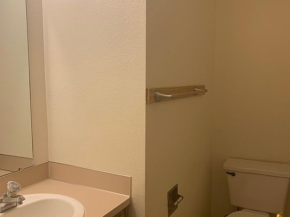 5th image of 12904 109th Avenue Ct E