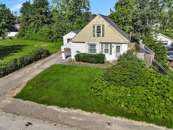 39 Cushman Road, Winslow, ME 04901