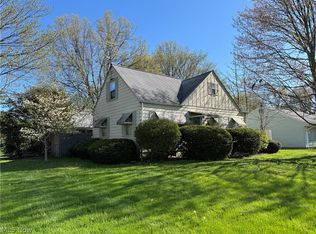 841 Monroe Ave, Cuyahoga Falls, OH