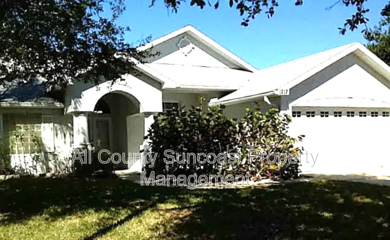1217 Jasmine Lake Dr