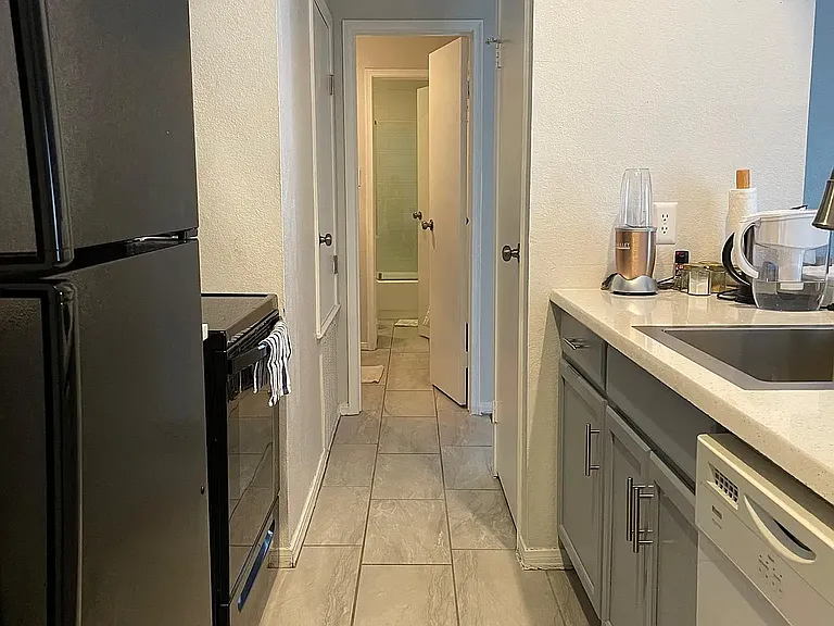 2217 San Gabriel St #203 — Photo 5