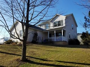 1495 Lake Rd, Youngstown, NY 14174