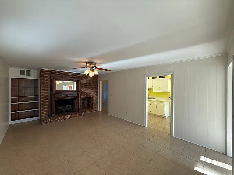 218 Fairway Dr — Photo 31