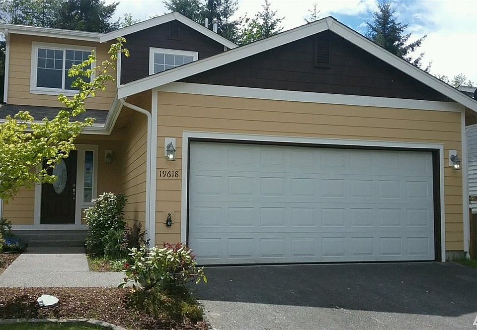 1st image of 19618 207th Street Ct E