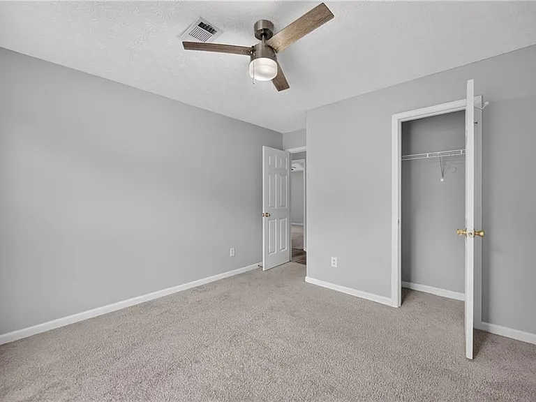 530 Sterling Pointe Ct — Photo 24