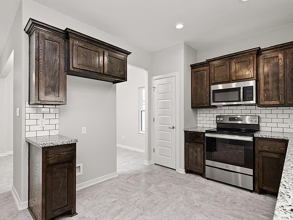 3rd image of 8410 N 33rd St