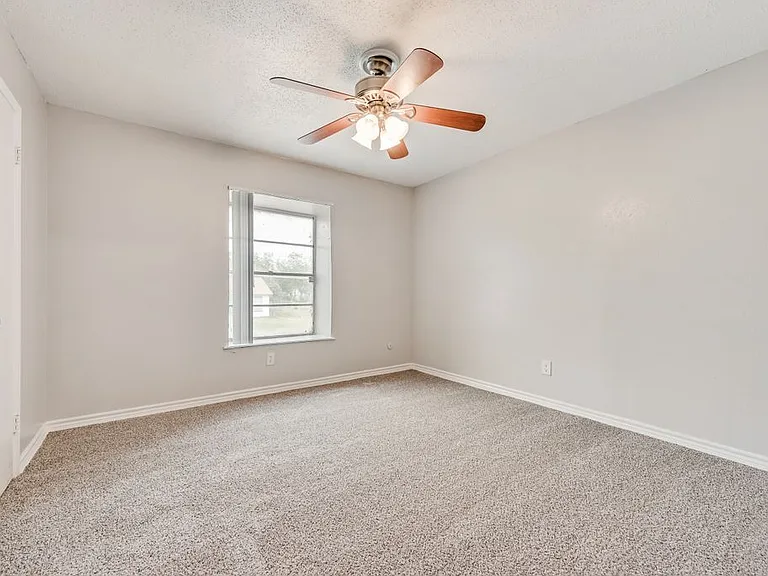 6636 Reeves St — Photo 7