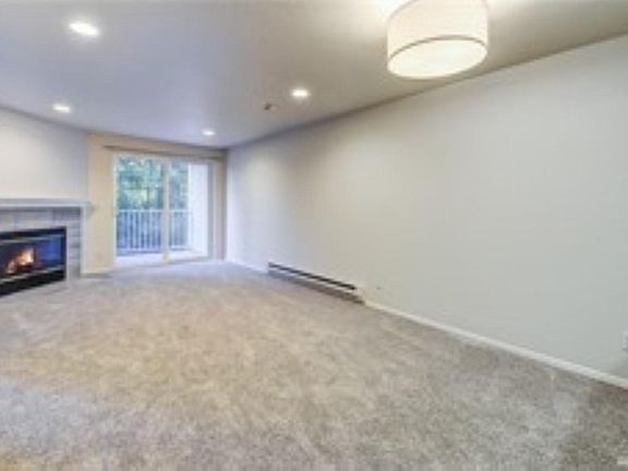 5th image of 12760 NE 10th Pl APT F201